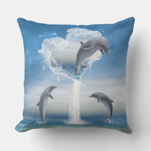 イルカのハート クッション (正面)