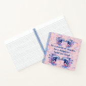 イルカのピンクになるサメの世界のモノグラム ノートブック (内部)