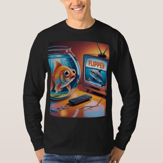 イルカの番組を見て楽しんでいる魚 Tシャツ (正面)