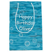 イルカの誕生日パーティーで海の中 ミディアムペーパーバッグ (正面)