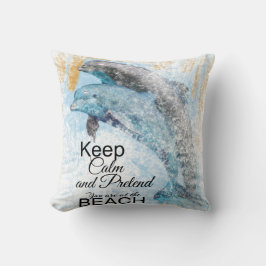 イルカ保がビーチで穏やかなフリ クッション