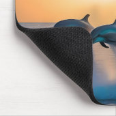 イルカ威厳のあるは夕暮れ時に飛び跳ねた。 マウスパッド (コーナー)