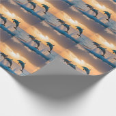 イルカ威厳のあるは夕暮れ時に飛び跳ねた。 ラッピングペーパー (角)