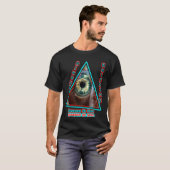 イルミナティが見守る Tシャツ (正面フル)