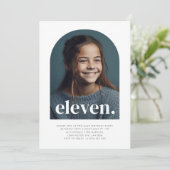 イレブンアーチ型フォト誕生日 招待状 (スタンド正面)