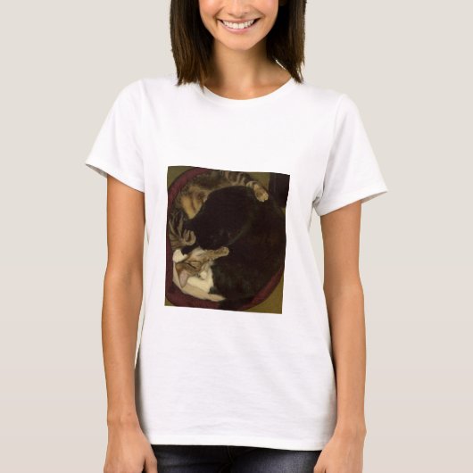 インおよびヤン Tシャツ (正面)