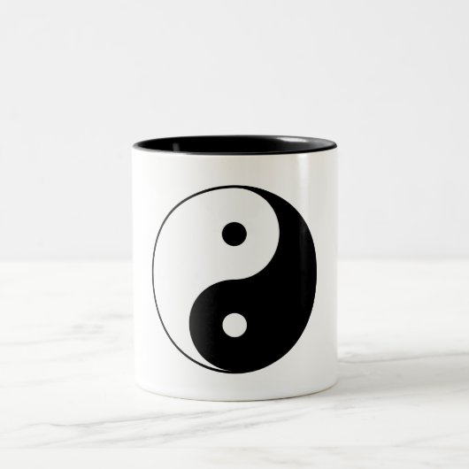 インとヤンシンボル(道教中国の太二) ツートーンマグカップ (中央)