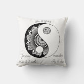 インとヤン クッション (正面)