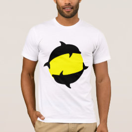 インと可愛いイルカを太陽に Tシャツ