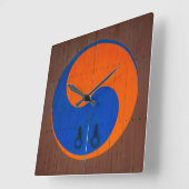 インと陽の記号（韓国） スクエア壁時計 (傾斜)