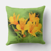 インカエレガントス黄色の軟膏のユリ クッション (裏面)