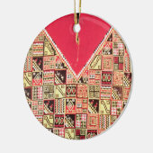 インカ人「ポンチョ」、ボリビア、c.1500 (ウール) セラミックオーナメント (左)