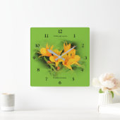 インカ人/黄色いアルストロメリア属のユリ スクエア壁時計 (ホーム)
