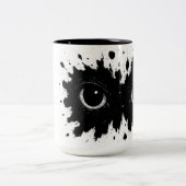 インクの中の監視者: 眼のしみシジル ツートーンマグカップ (中央)