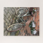 イングランドの村の花のバスケット付き自転車 ジグソーパズル (横)