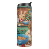 イングリッシュコッカースパニエル犬ホリデーベーキング：クリスマス タンブラー (回転左)