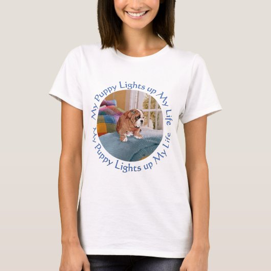 イングリッシュ・ブルドッグの子犬 Tシャツ (正面)