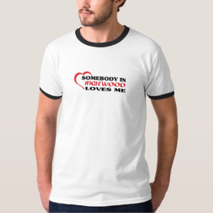 イングルウッドの誰かが私のシャツを愛している Tシャツ