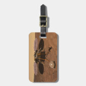 インサイト着陸装置が火星の表面で動作。 ラゲッジタグ (正面縦)