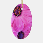 インサイドオブピンクパープルガーベラデイジー花自然 セラミックオーナメント (右)