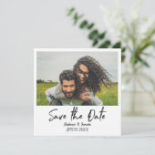 インスタントフォト＆タイポグラフィー Save the Date - ブラック 招待状 (スタンド正面)