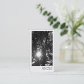 インスタントフォト – Sun Through the Trees BW 名刺 (スタンド正面)