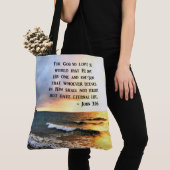 インスパイアのJOHN 3:16海フォトデザイン トートバッグ (クローズアップ)
