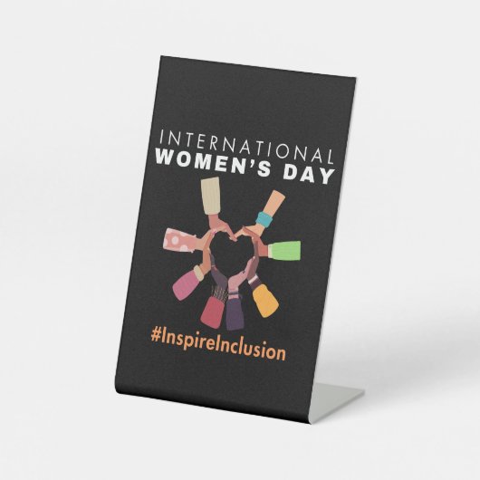 インスパイア国際的女子の日 台座サイン (正面)