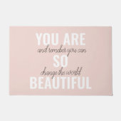 インスピレーションあなたはとても美しい前向き引用文 ドアマット (正面)