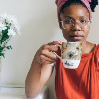 インスピレーションの開花パーソナライズされた: カフェラテマグ