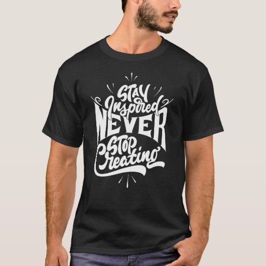 インスピレーションを与える引用のタイポグラフィ Tシャツ (正面)