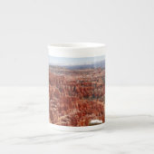 インスピレーションポイントアットブライスキャニオンI ボーンチャイナマグカップ (正面)
