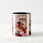 "インスブルック"のヴィンテージ旅行ポスター ツートーンマグカップ (中央)