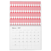 インターロを特徴とする赤とピンクの幾何学的パターン カレンダー (2月 2027)