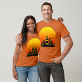 インチェシティのサンセット  楽しい Tシャツ (ユニセックス)