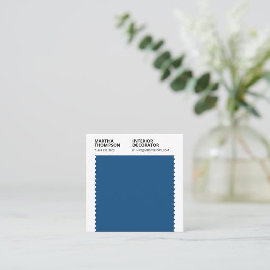インテリアデコレータ青見本カラーブロックミニマル スクエア名刺 (スタンド正面)