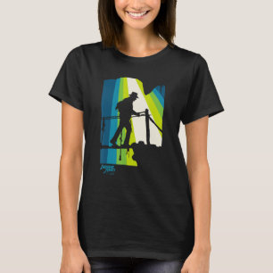 インディアナ・ジョーンズとDial of Destiny Crossing Bri Tシャツ