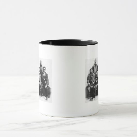 インディアンのアラスカ写真長 マグカップ (中央)