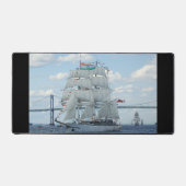 インディアンネイビー帆走練習船タランジニ デスクマット (正面)
