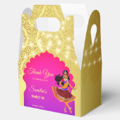 インディアンボリウッドの女の子の誕生日パーティーテンプレート フェイバーボックス (オープン)