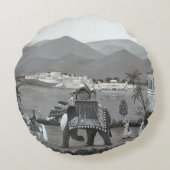 インディアン伝統アートプリントクッション ラウンドクッション (裏面)