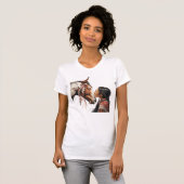 インディアン先住民ガールキスをするホース Tシャツ (正面フル)