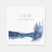 インディゴインクブルーマウンテンレイクモノグラム結婚ズ スタンダードカクテルナプキン (正面)