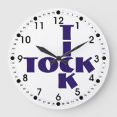 インディゴクロスワードティックトック文字 ラージ壁時計 (正面)