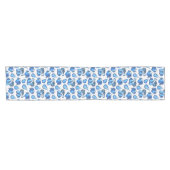 インディゴブルーとホワイトに散らばった梨のプリント ショートテーブルランナー (横)