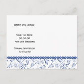 インディゴ葉ブルーのパターン結婚式の日付を保存 案内ポストカード (裏面)