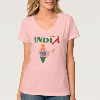 インドで作られる Tシャツ