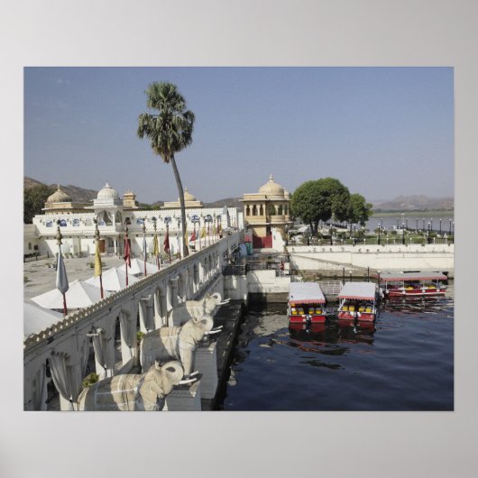 インドのウダイプールにあるJag Mindar Palace, Lake Pichola。 ポスター (正面)