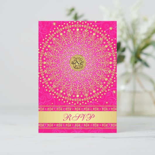 インドのガネーシャ ピンク ゴールド スクロール 結婚式 出席・欠席 返信 カード (スタンド正面)