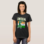 インドのクリケットとインディアン旗のギフト Tシャツ (正面フル)